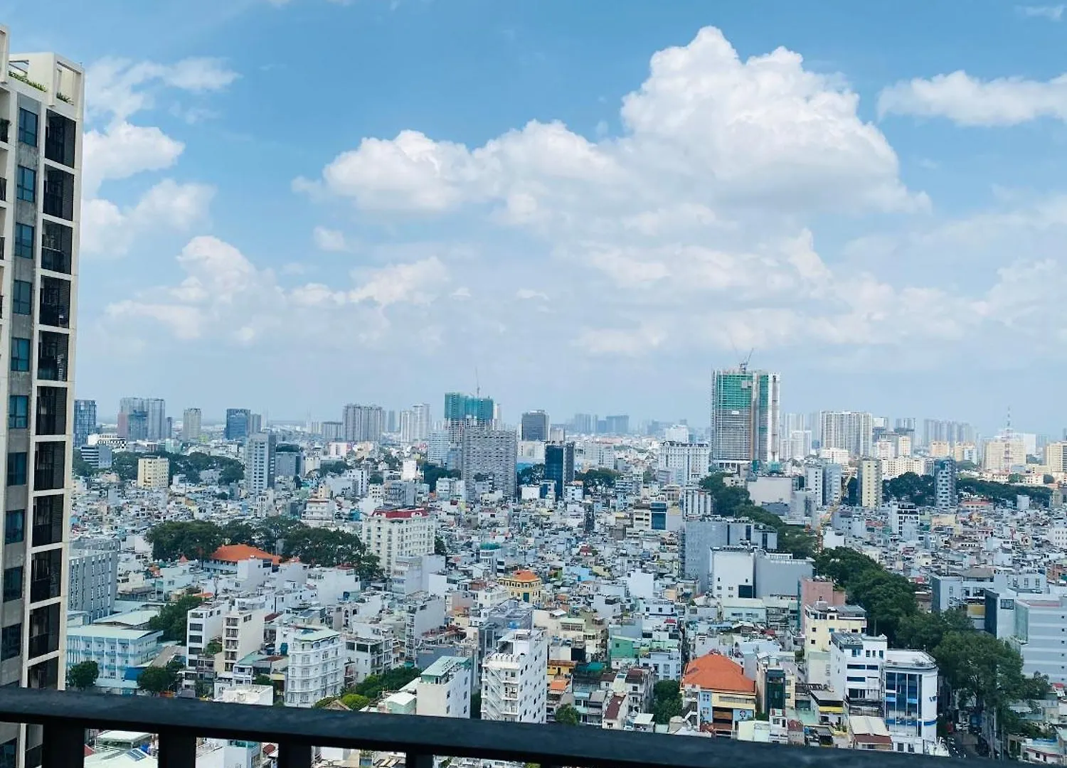 1,2, 3 Bedroom Apartment In Ha Do Centrosa - District 10 Thành Pho Ho Chí Minh Vietnam