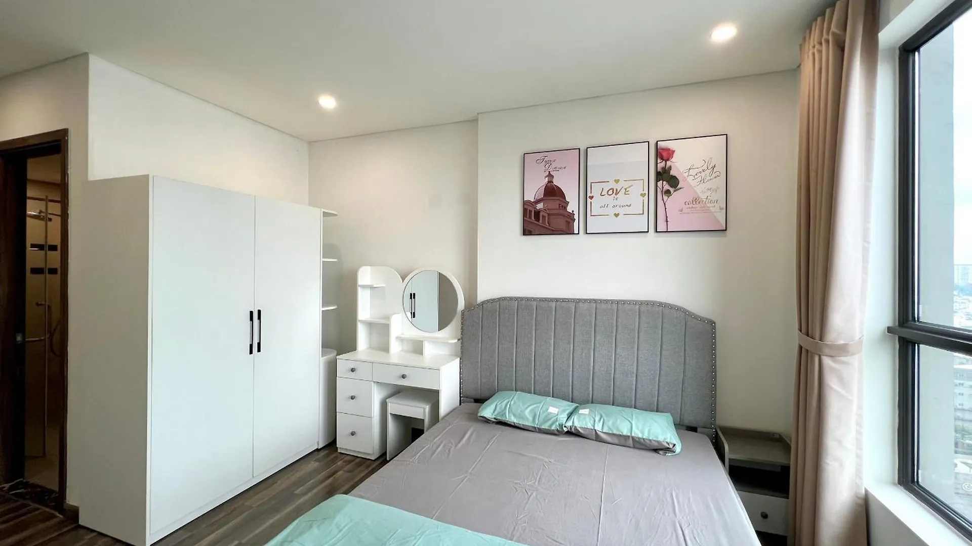 1,2, 3 Bedroom Apartment In Ha Do Centrosa - District 10 Ho Chi Minh City